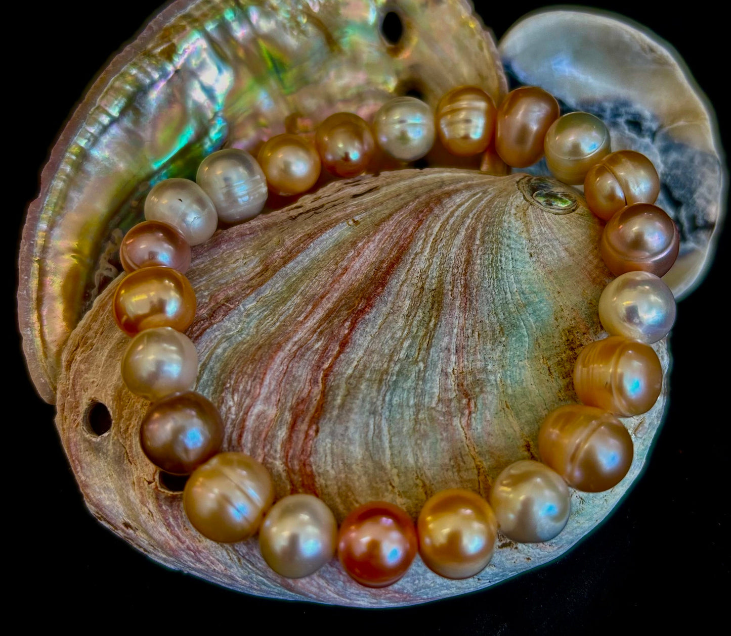 Cultured Freshwater Pearl Stretch Bracelet